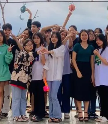 Kết thúc năm 4
